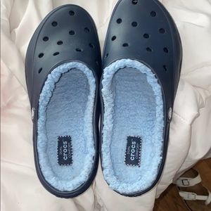 Navy blue fuzzy crocs !!